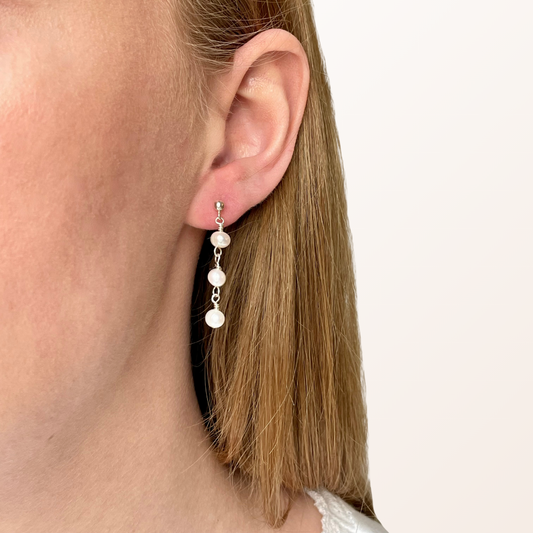Ørestikkere i sølv med 3 ferskvandsperler
