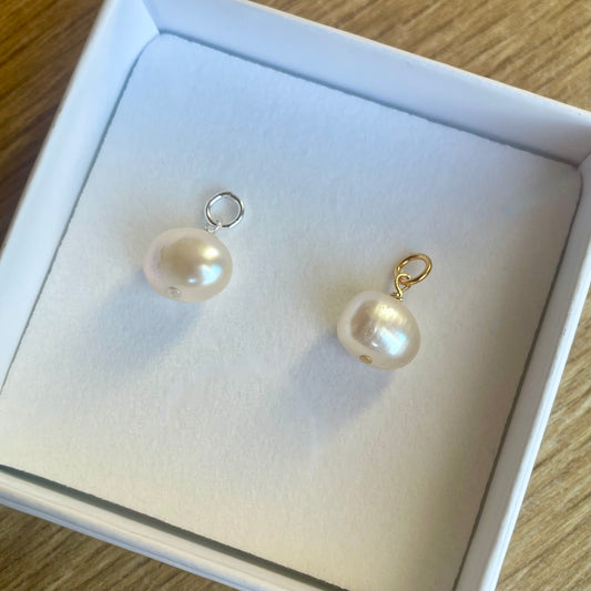 Vedhæng med ferkvandsperle