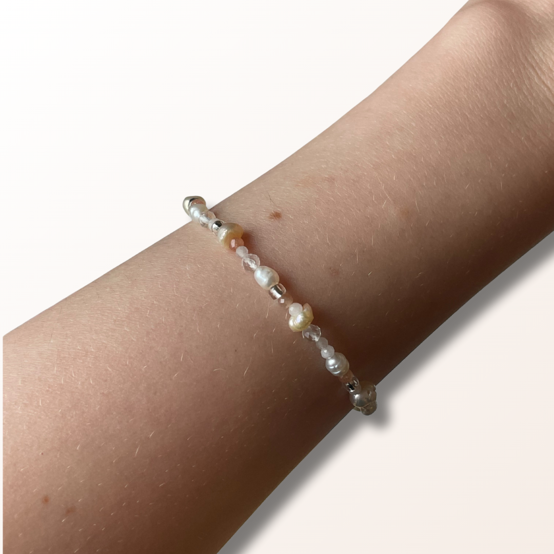 perlebesat grace armbånd i sølv