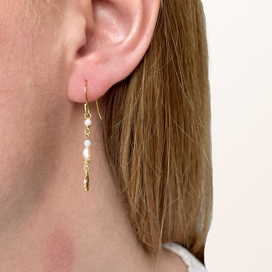 Ørekrog med perler og vedhæng