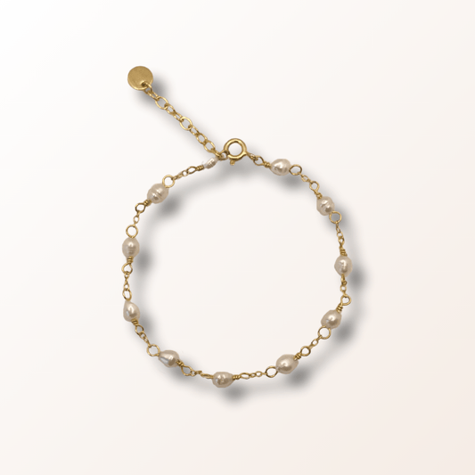 Daphnie armbånd guld - Elegant enkelthed - Opal Smykker